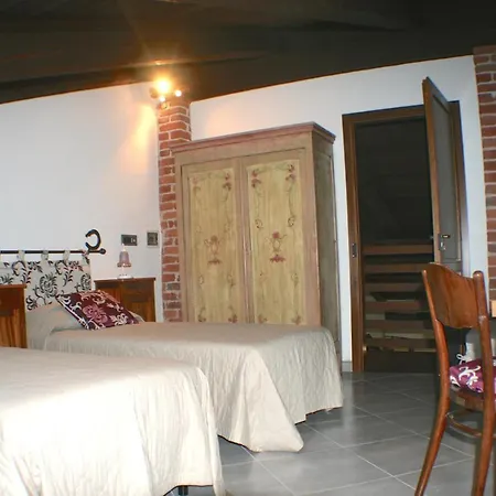 Il Vecchio Mulino Di Country house Bairo