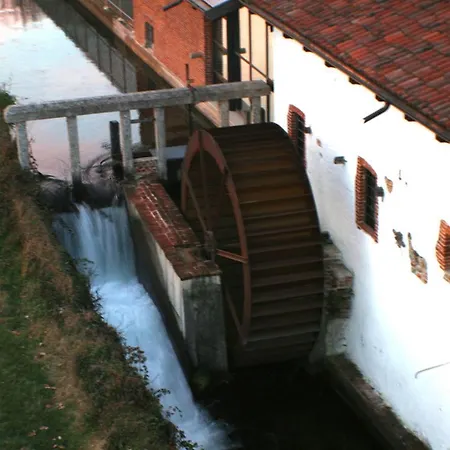 Casa de Campo Il Vecchio Mulino Di Bairo